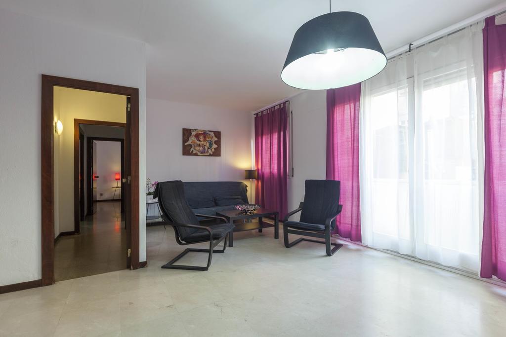 Apartment Sagrada Familia Barcelona Zimmer foto